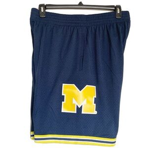 Mitchell and Ness NCAA Road Shorts Michigan Wolverines College Vault 1991 Sz XL